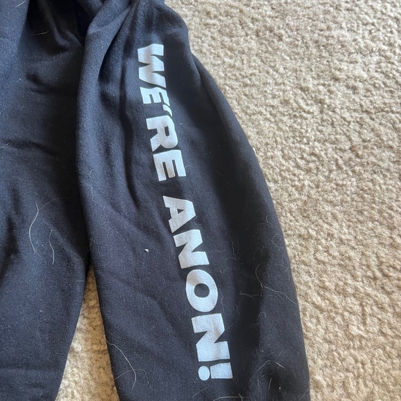 Sweatshirt - Picture 3 of 5